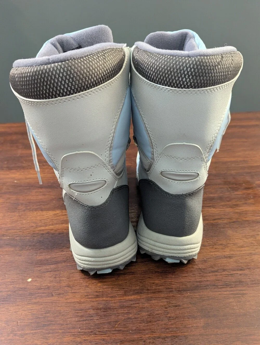 Raine Snow Boots Women's Size  7M